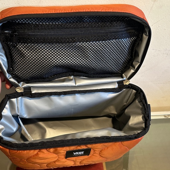 Vans cooler Quilted Orange Bag with Black Accents - Picture 5 of 6